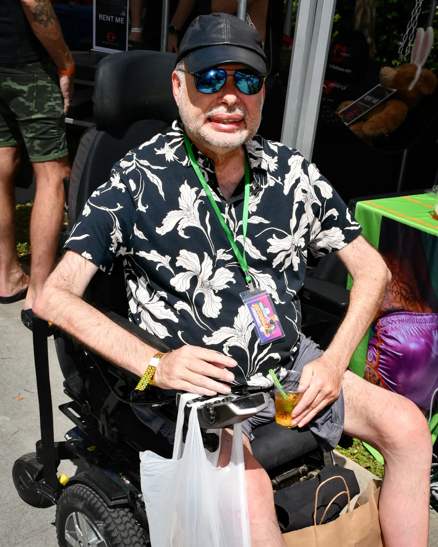Tropical Bear Week guests