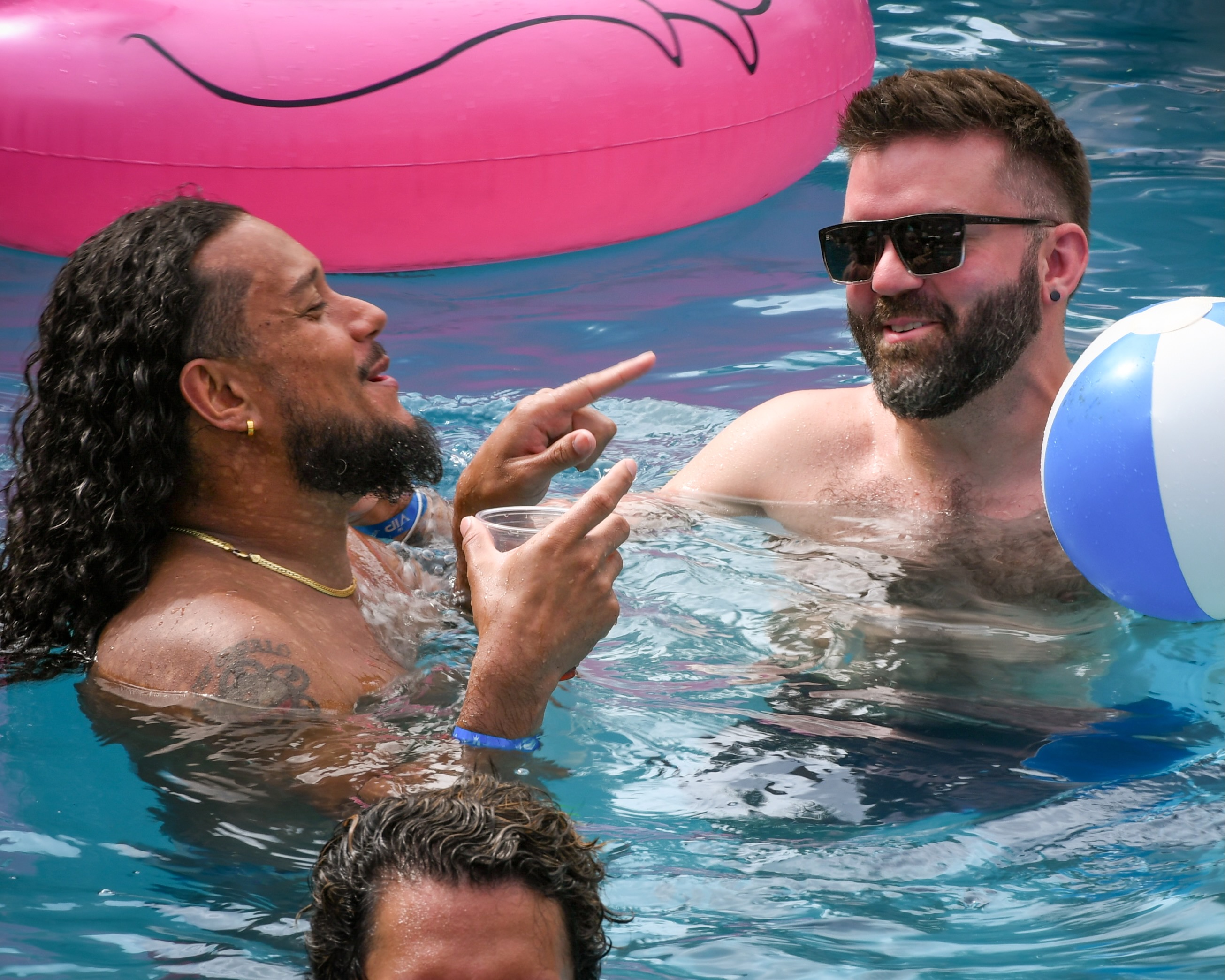 Tropical Bear Week guests
