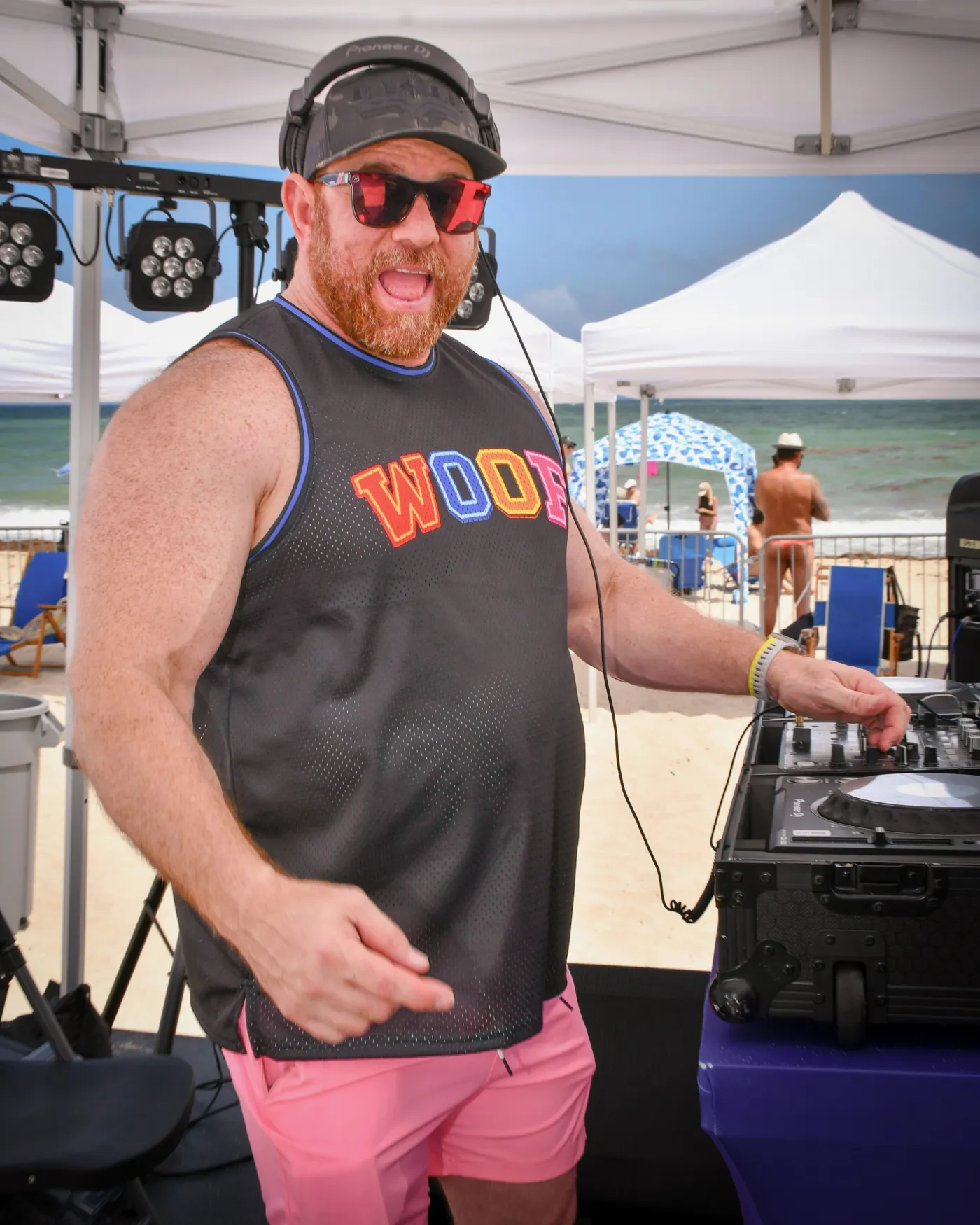 Tropical Bear Week guests